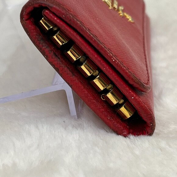 Prada Red Saffiano Leather 6-Key Holder - Picture 5 of 12